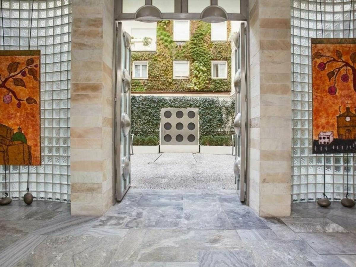 Palazzo Beltrade By Halldis Milan Bagian luar foto